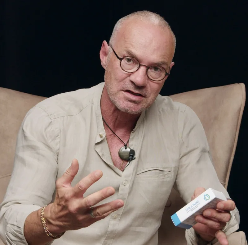 Porträt von Karl Seeger